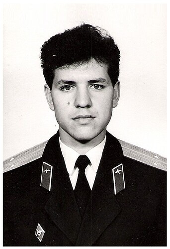 2гр.лейтенант Ковров Сергей